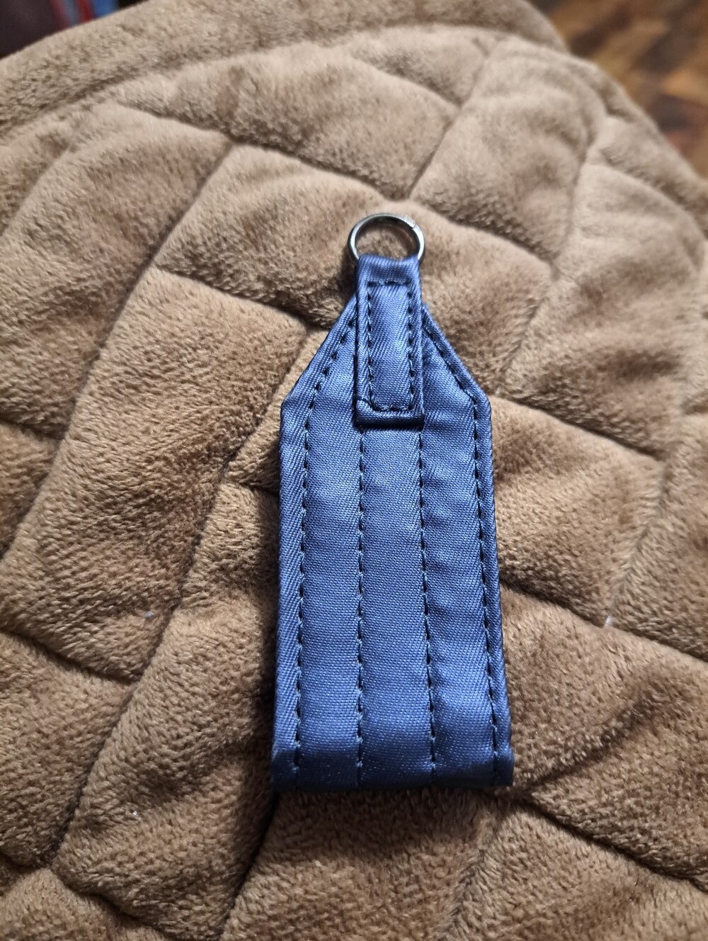 Lug Oversized Zip Pull
